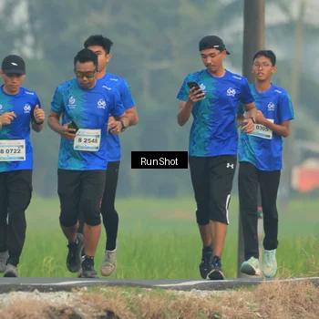Runner Photo 5931158