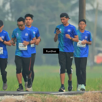 Runner Photo 5931161