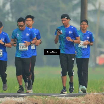 Runner Photo 5931162