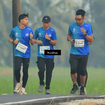 Runner Photo 5931185