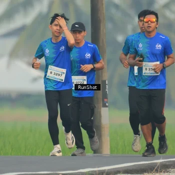 Runner Photo 5931194