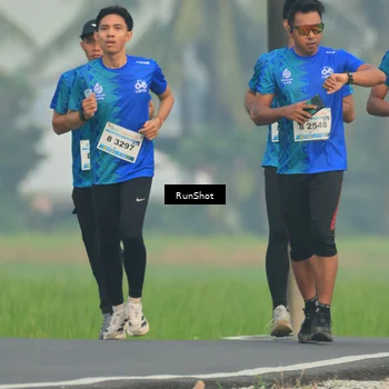 Runner Photo 5931219