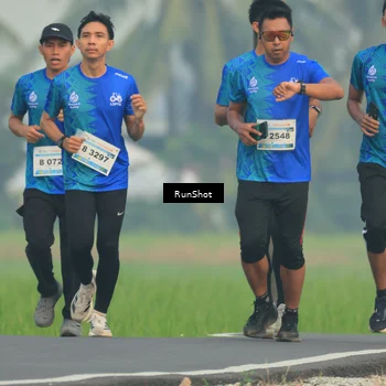 Runner Photo 5931224