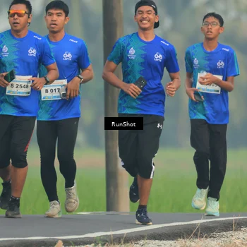 Runner Photo 5931225