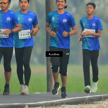 Runner Photo 5931228