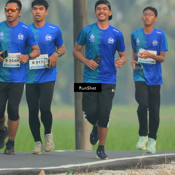 Runner Photo 5931229