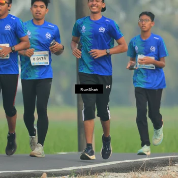 Runner Photo 5931230