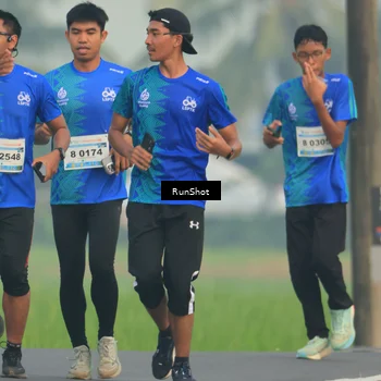 Runner Photo 5931255