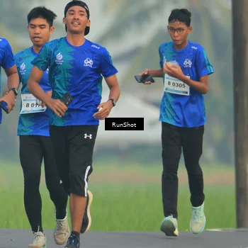 Runner Photo 5931272