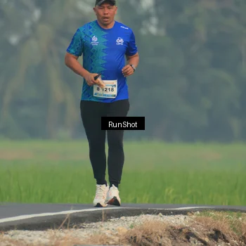 Runner Photo 5931346
