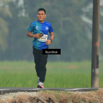 Runner Photo 5931353
