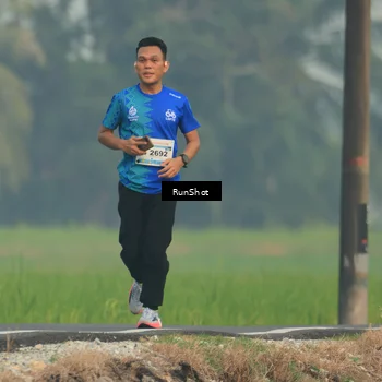 Runner Photo 5931357