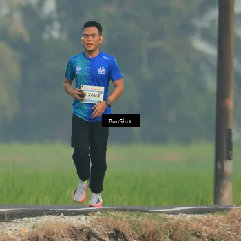 Runner Photo 5931359