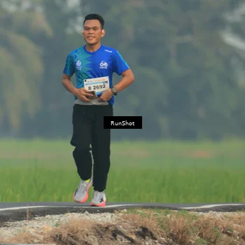 Runner Photo 5931399