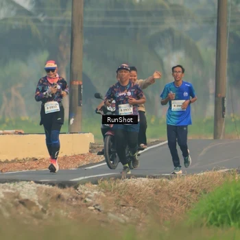 Runner Photo 5931610