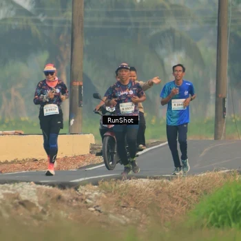Runner Photo 5931611
