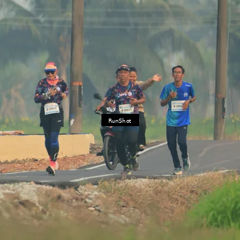 Runner Photo 5931612