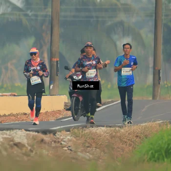Runner Photo 5931613