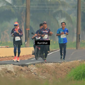 Runner Photo 5931618