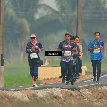 Runner Photo 5931640