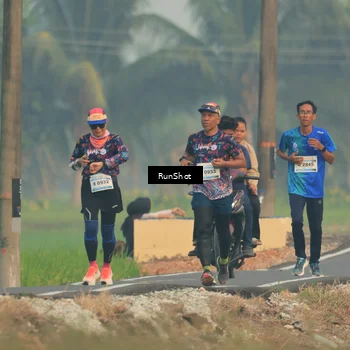 Runner Photo 5931665