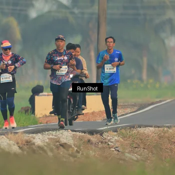 Runner Photo 5931674