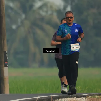 Runner Photo 5931706