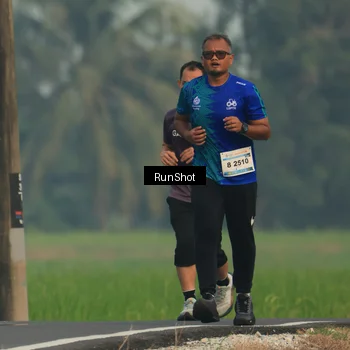 Runner Photo 5931717