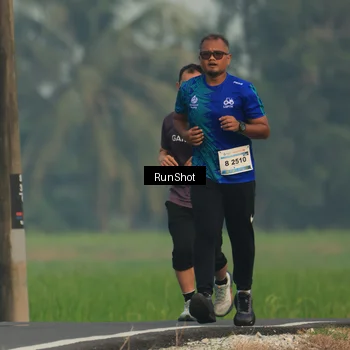 Runner Photo 5931718