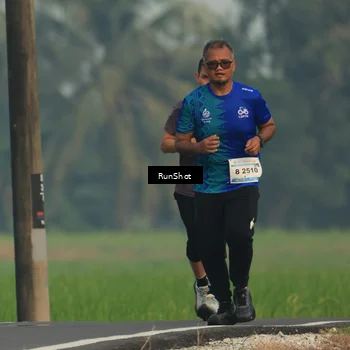Runner Photo 5931725