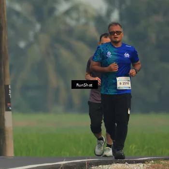 Runner Photo 5931726