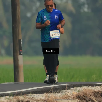 Runner Photo 5931732
