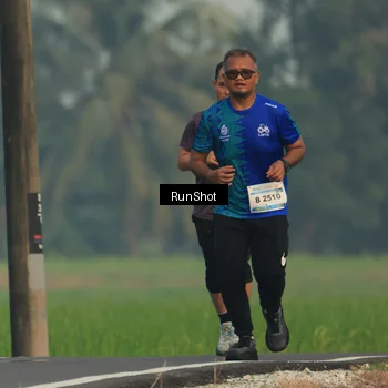 Runner Photo 5931735