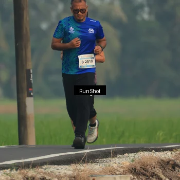 Runner Photo 5931739
