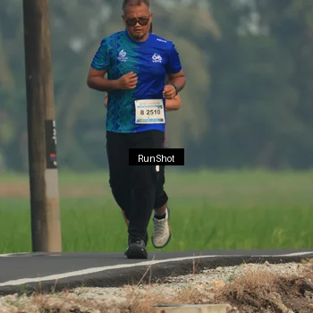 Runner Photo 5931740