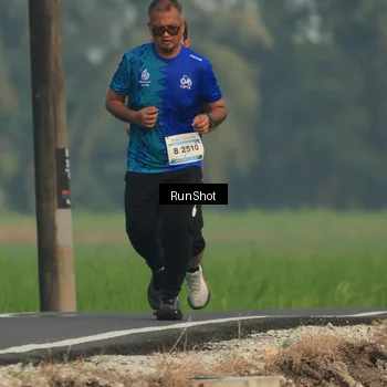 Runner Photo 5931742