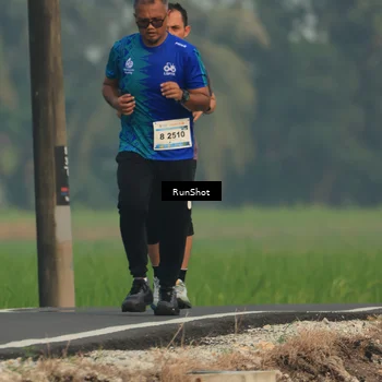 Runner Photo 5931745