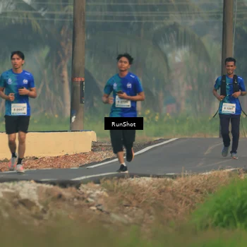 Runner Photo 5931772