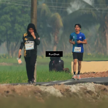 Runner Photo 5931773