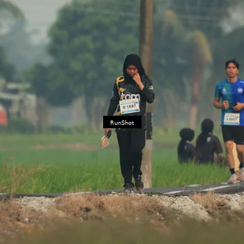 Runner Photo 5931778