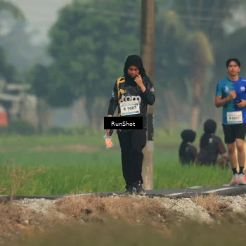 Runner Photo 5931779