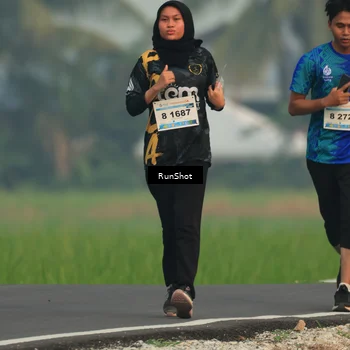 Runner Photo 5931993