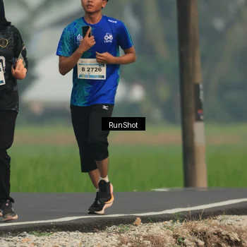 Runner Photo 5932013