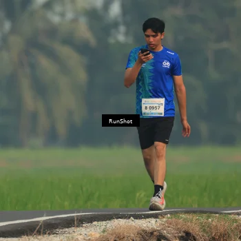 Runner Photo 5932020