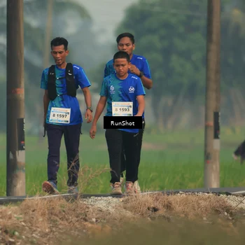 Runner Photo 5932070