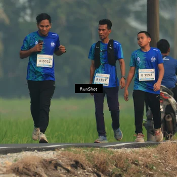 Runner Photo 5932071