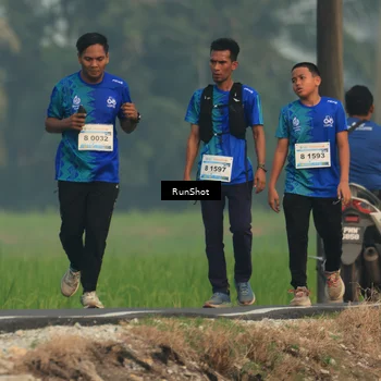 Runner Photo 5932086