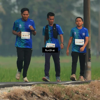 Runner Photo 5932097