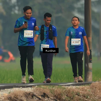 Runner Photo 5932112