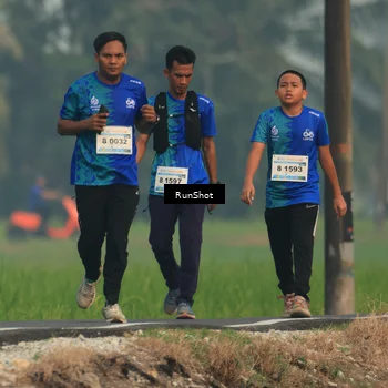 Runner Photo 5932113